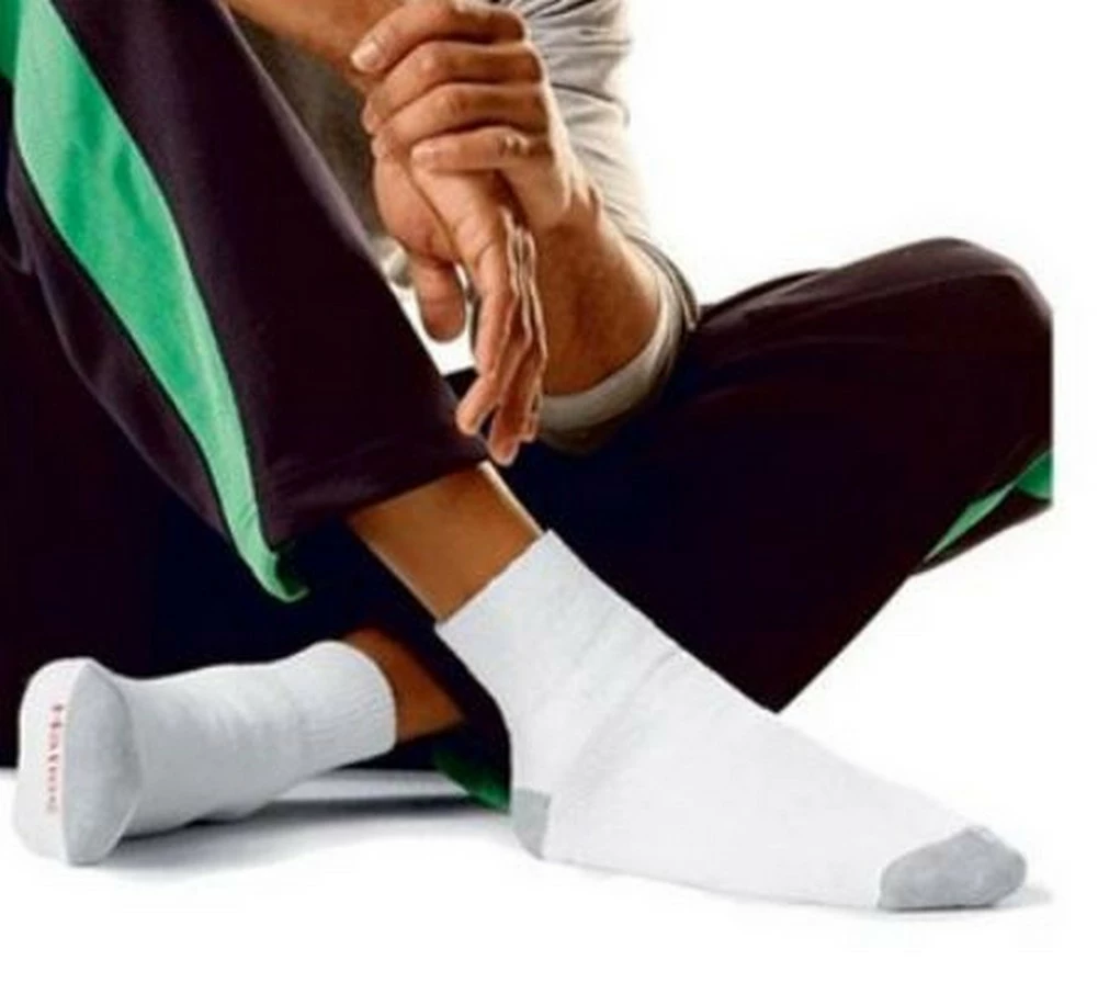 Hanes Men's Cushion Ankle Socks FreshIQ Wicking Size 6-12 (Dozen) White Or Black 4 Hanes Men's Cushion Ankle Socks FreshIQ Wicking Size 6-12 (Dozen) White Or Black - Image 2